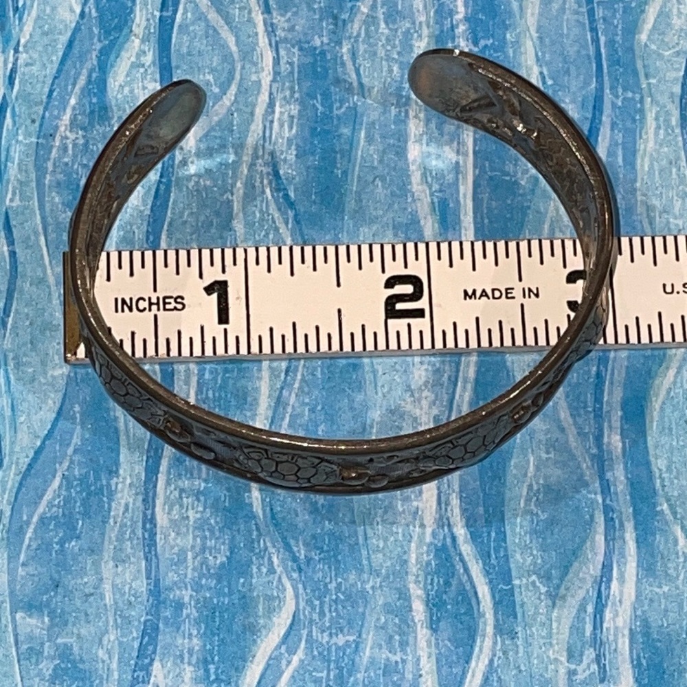 Silver Turtle Bracelet - Picture 10 of 11